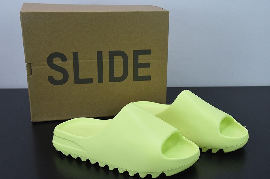 Bootleg Yeezy Slides Men 1:1 Glow Green Sale (7)